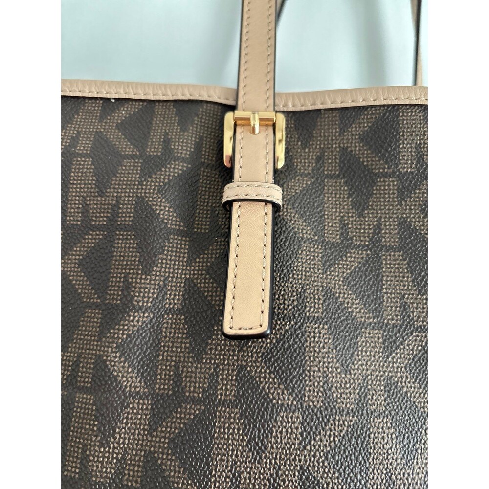 Michael Kors Signature JetSet East West Monogram Buckle Tote Designer Workwear L - Picture 3 of 10